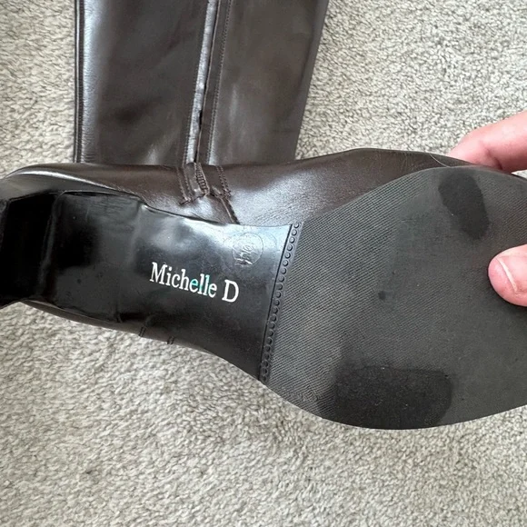Vintage Michelle D Brown Leather Knee-High Boots - Picture 6 of 7
